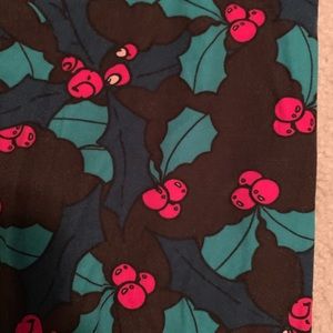 LulaRoe holiday TC leggings NWOT